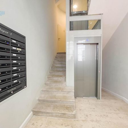 Slataper 11 Tirabora Short Rent Leilighet Trieste Eksteriør bilde
